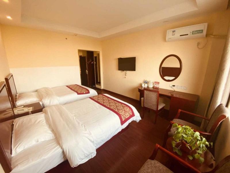 Greentree Inn Huai'An Bus Station Golden Eagle Xinya Huaihai Road Business Hotel Екстер'єр фото
