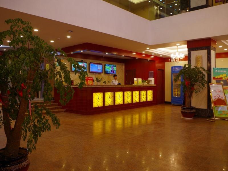 Greentree Inn Huai'An Bus Station Golden Eagle Xinya Huaihai Road Business Hotel Екстер'єр фото