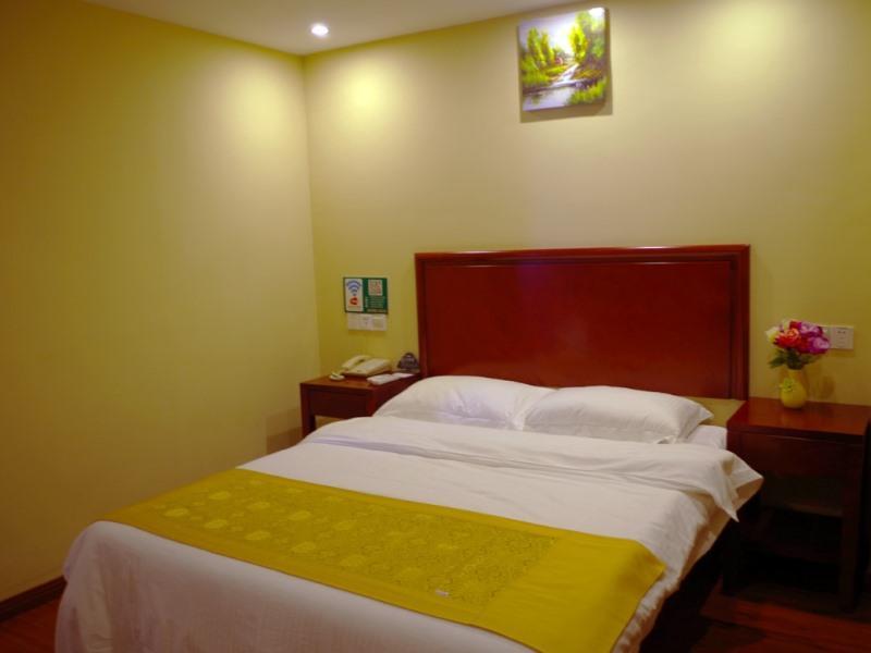 Greentree Inn Huai'An Bus Station Golden Eagle Xinya Huaihai Road Business Hotel Екстер'єр фото