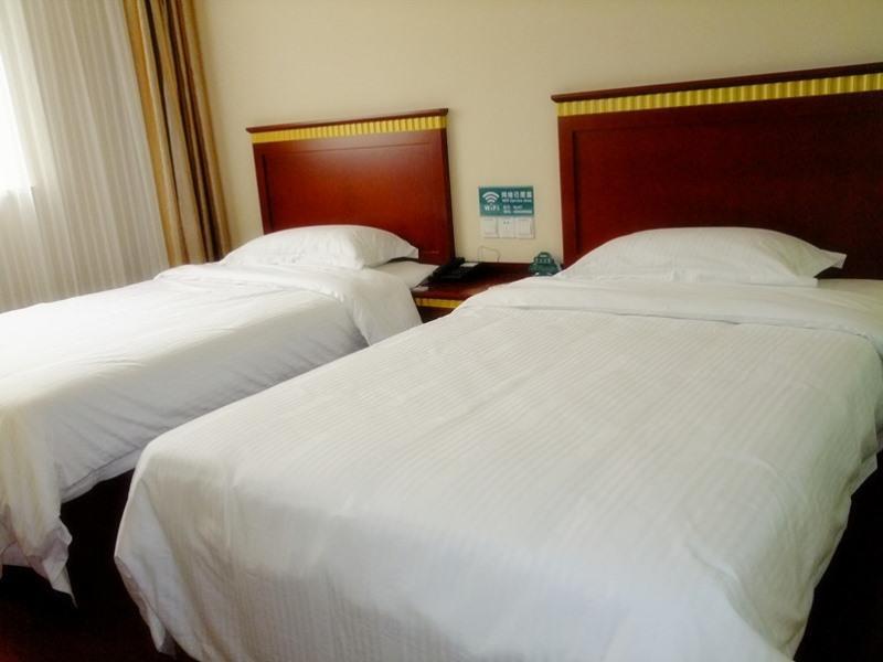 Greentree Inn Huai'An Bus Station Golden Eagle Xinya Huaihai Road Business Hotel Екстер'єр фото