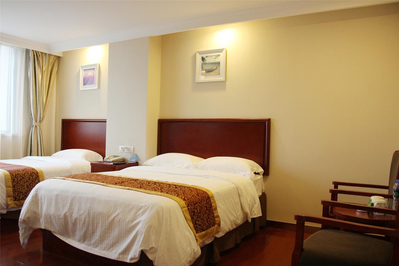 Greentree Inn Huai'An Bus Station Golden Eagle Xinya Huaihai Road Business Hotel Екстер'єр фото