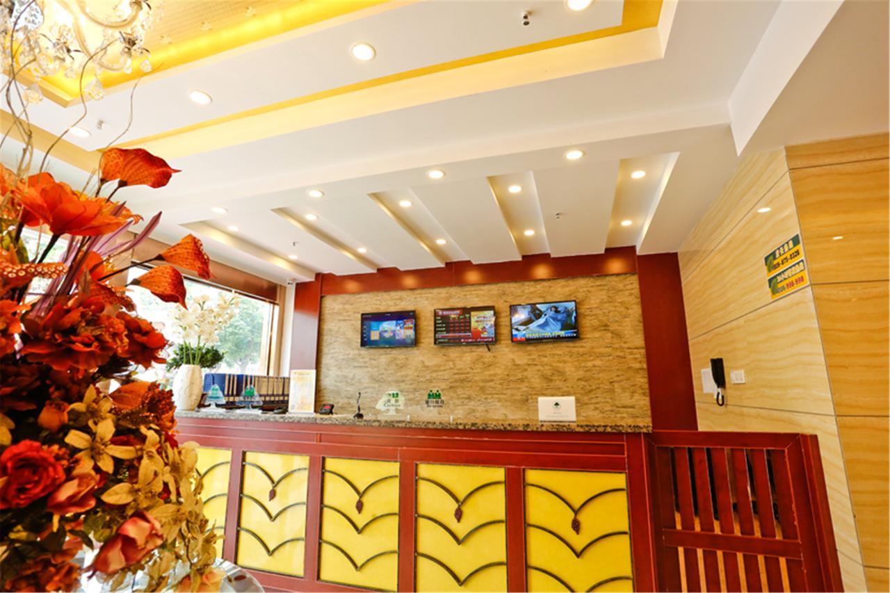 Greentree Inn Huai'An Bus Station Golden Eagle Xinya Huaihai Road Business Hotel Екстер'єр фото